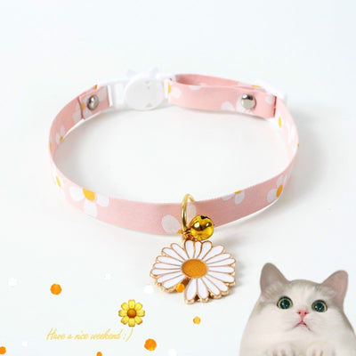 Japanese style adjustable pet collar flower hollow bell cat